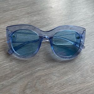 Set of 6 pair of sunglasses-selling as set